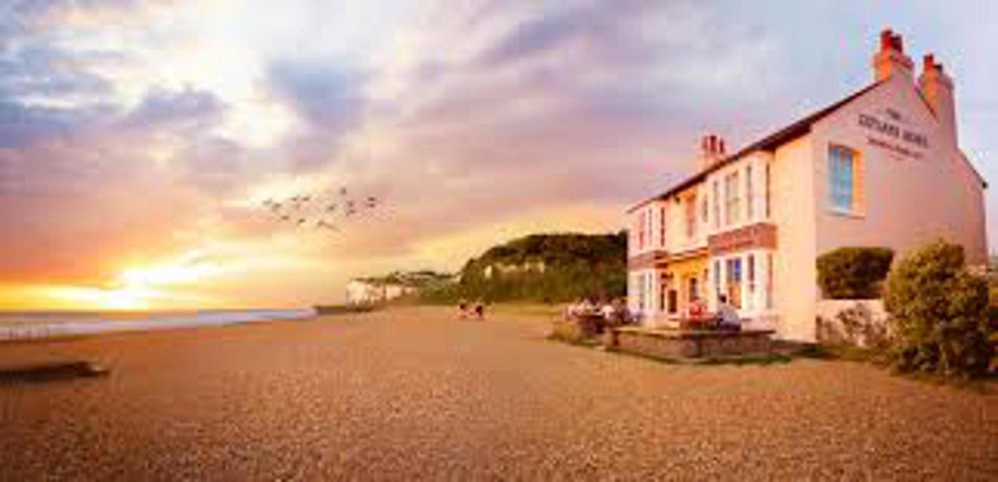 Seaside Chalet - Sleeps 6 Kingsdown  Exterior photo