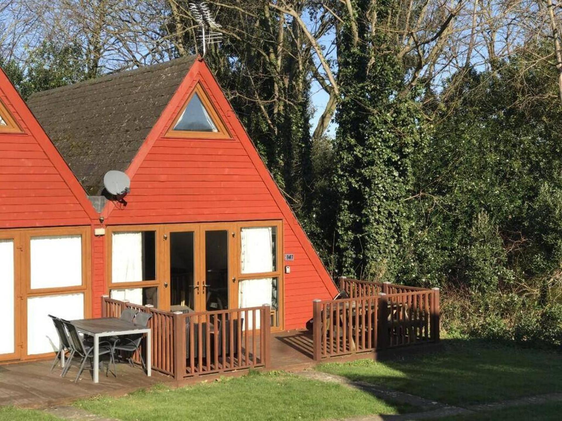 Seaside Chalet - Sleeps 6 Kingsdown  Exterior photo